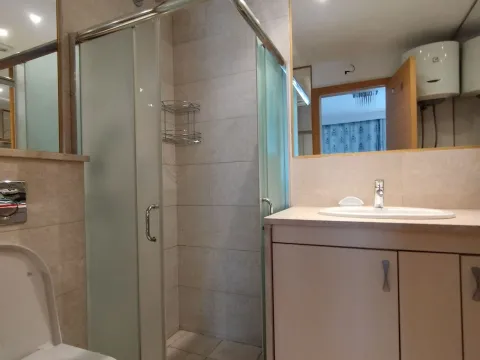 Rent, three bedroom apartment, 93m², Budva, Crna Gora - image 9