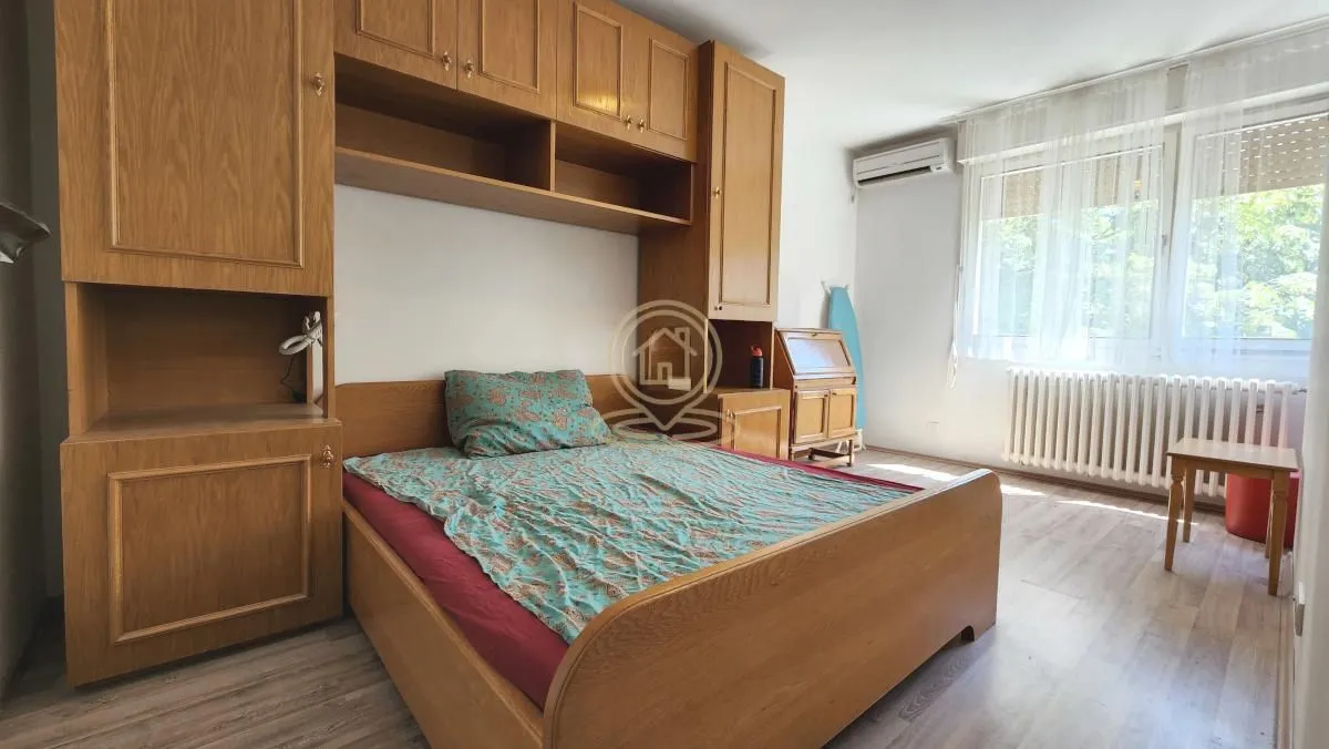 Izdavanje, dvosoban stan, 45m², Stari Grad, Beograd