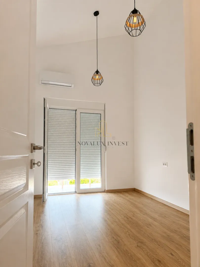 Rent, house, 200m², Karaburško Polje, Podgorica