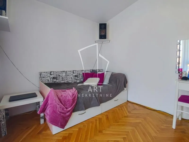 Prodaja, kuća, 204m², Banjica, Voždovac Sve Podlokacije