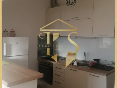 Izdavanje, jednosoban stan, 40m², Centar, Tivat - image 3