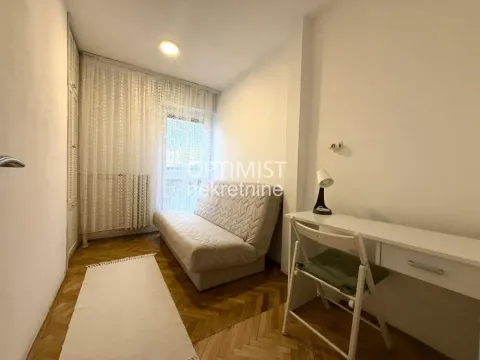 Rent, four bedroom apartment, 76m², Profesorska Kolonija, Palilula Sve Podlokacije - image 9