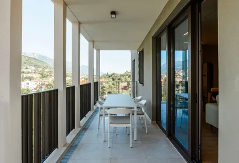 Rent, two bedroom apartment, 112m², Porto Montenegro, Tivat - image 4