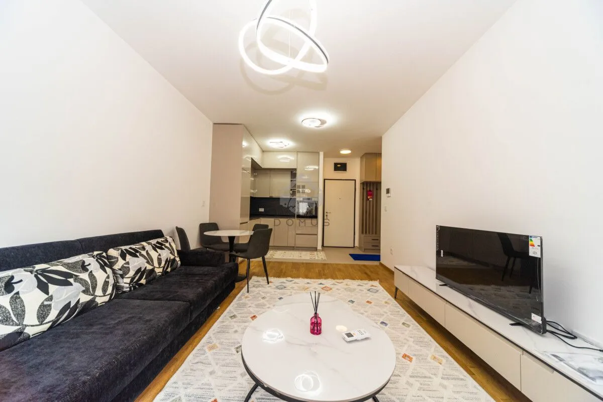 Rent, one bedroom apartment, 49m², Stari Aerodrom, Podgorica