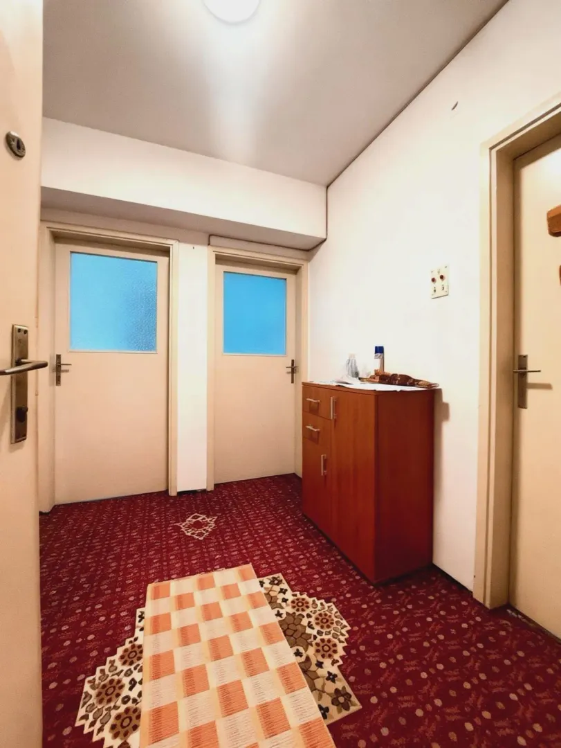 Prodaja, dvosoban stan, 60m², Centar, Nikšić