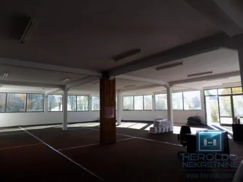 Rent, office space, 1300m², Supska, Ćuprija - image 35