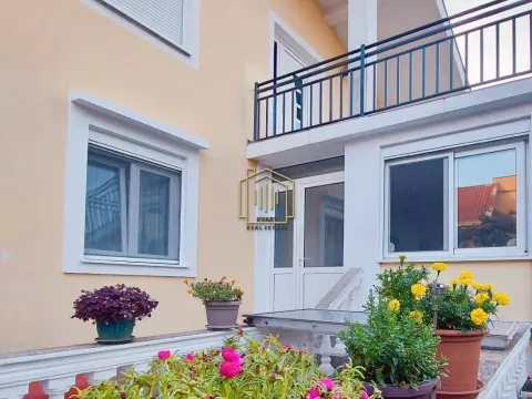 Izdavanje, trosoban stan, 130m², Zabjelo, Podgorica - image 2