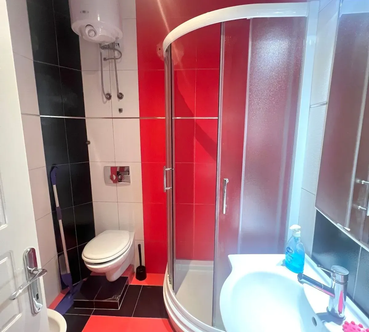 Rent, two bedroom apartment, 51m², Vračar Sve Podlokacije, Beograd