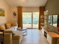 Izdavanje, dvosoban stan, 55m², Muo, Kotor - image 1