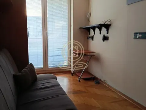 Izdavanje, trosoban stan, 73m², Centar, Novi Sad - image 7