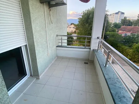 Rent, two bedroom apartment, 75m², Ljubović, Podgorica - image 8