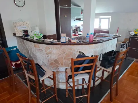Rent, house, 110m², Donja Gorica, Podgorica - image 9