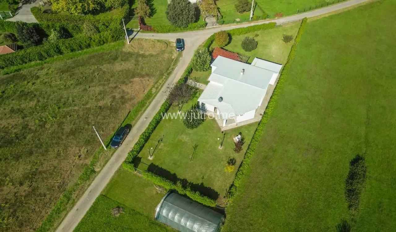 Rent, house, 200m², Spuž, Danilovgrad
