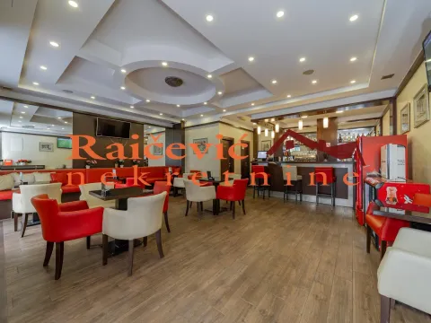 Prodaja, poslovni prostor, 61m², Savski Venac, Beograd - image 1