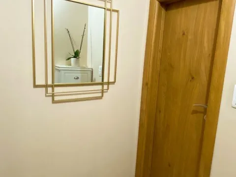 Rent, two bedroom apartment, 58m², Bijeli Do, Budva - image 8