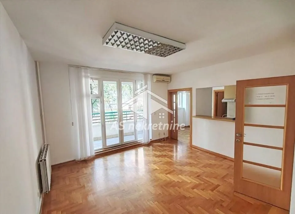 Rent, three bedroom apartment, 75m², Novi Beograd Sve Podlokacije, Beograd