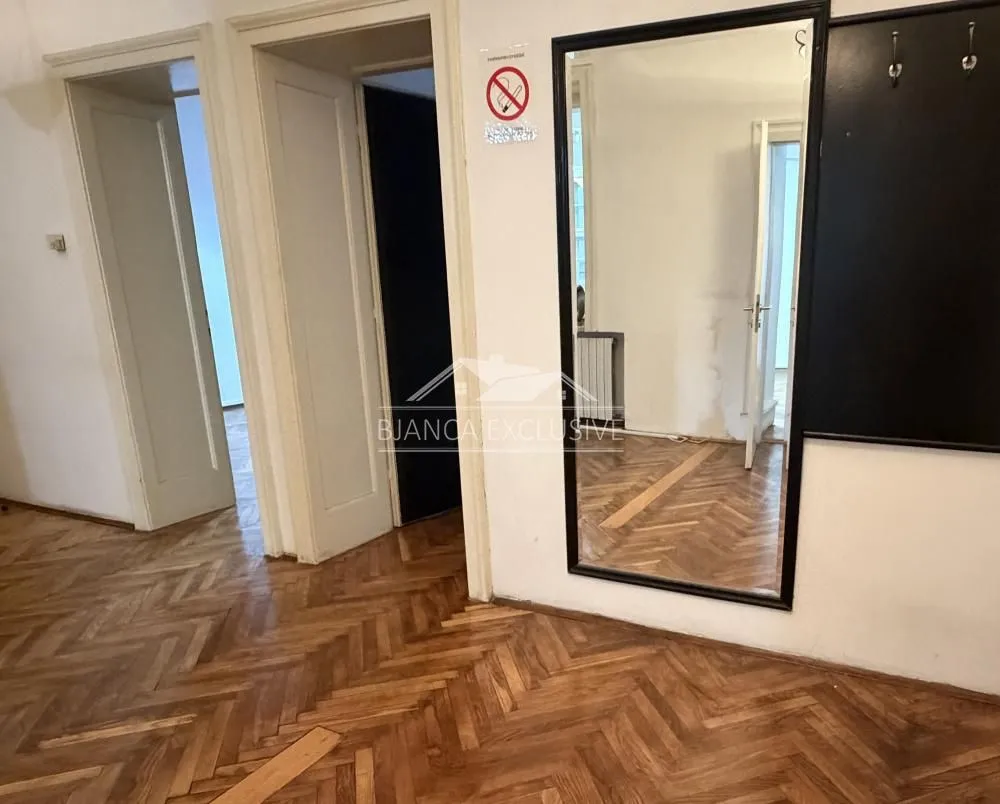 Sale, three bedroom apartment, 101m², Kosančićev Venac, Beograd