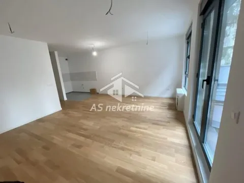 Izdavanje, dvosoban stan, 56m², Južni Bulevar, Vračar Sve Podlokacije - image 2