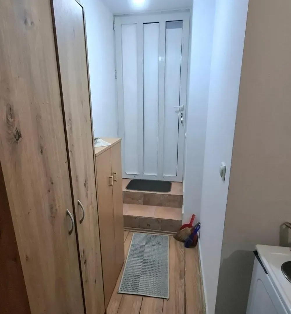 Prodaja, jednosoban stan, 17m², Zemun Novi Grad, Zemun Sve Podlokacije
