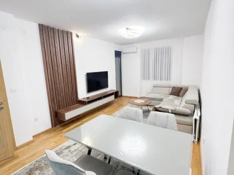 Izdavanje, jednosoban stan, 46m², City Kvart, Podgorica - image 4