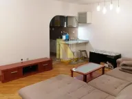 Izdavanje, trosoban stan, 69m², Nova Detelinara, Novi Sad Sve Podlokacije - image 1