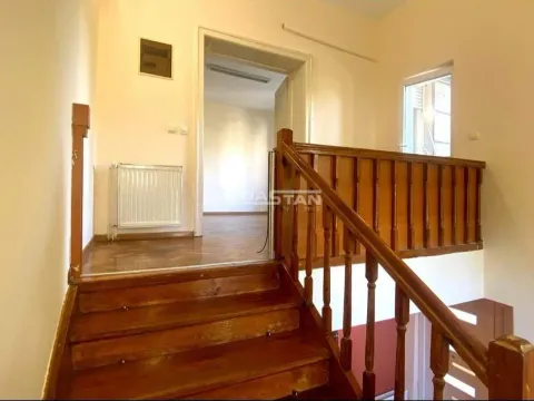 Prodaja, kuća, 161m², Bogoslovija, Palilula Sve Podlokacije - image 18