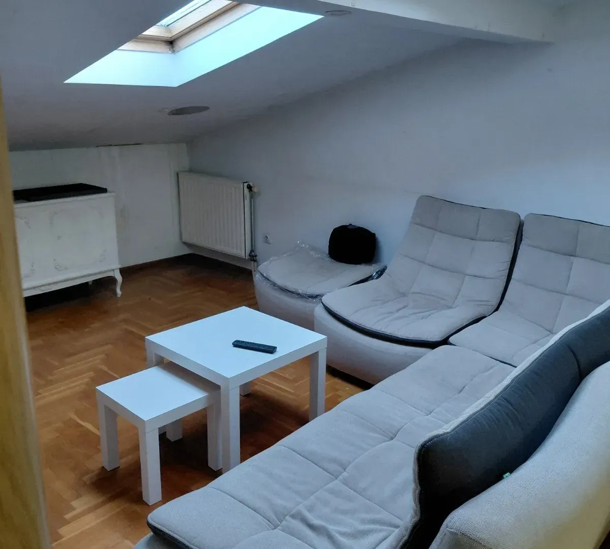 Rent, one bedroom apartment, 39m², Denkova Basta, Zvezdara Sve Podlokacije