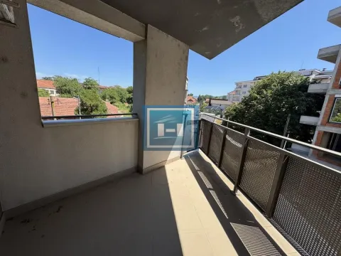 Prodaja, četvorosoban stan, 97m², Centar, Paraćin - image 4
