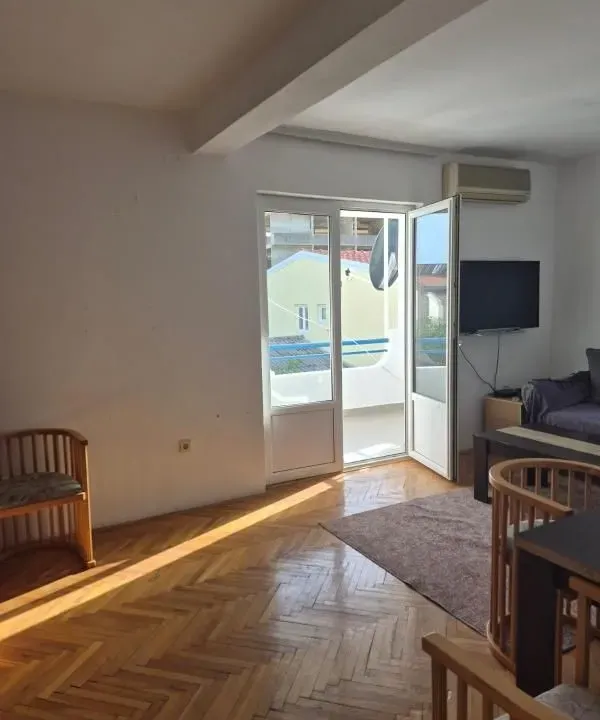 Sale, two bedroom apartment, 59m², Petrovac, Budva