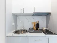 Izdavanje, garsonjera, 20m², Bečići, Budva - image 4