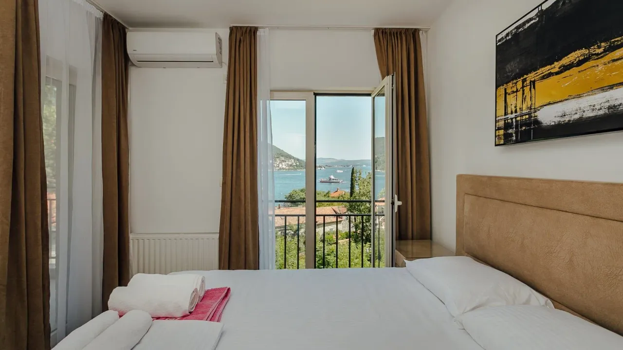 Sale, apartment, 96m², Kamenari, Herceg Novi