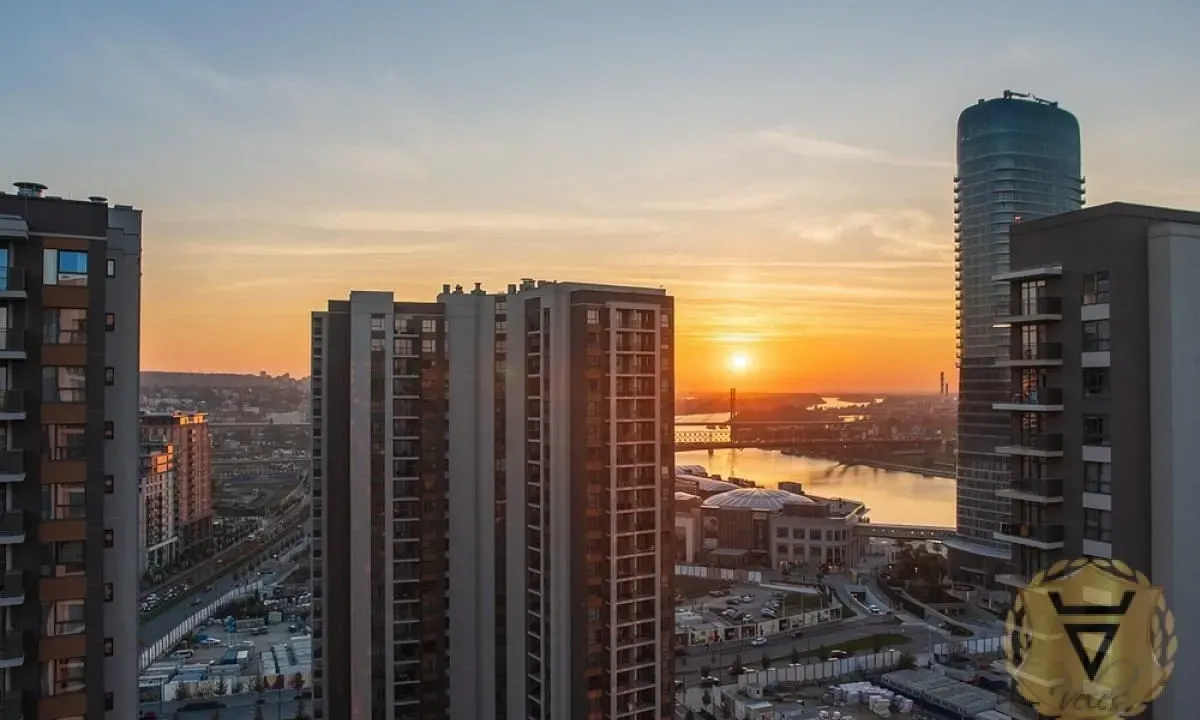 Izdavanje, trosoban stan, 82m², Savski Venac, Beograd