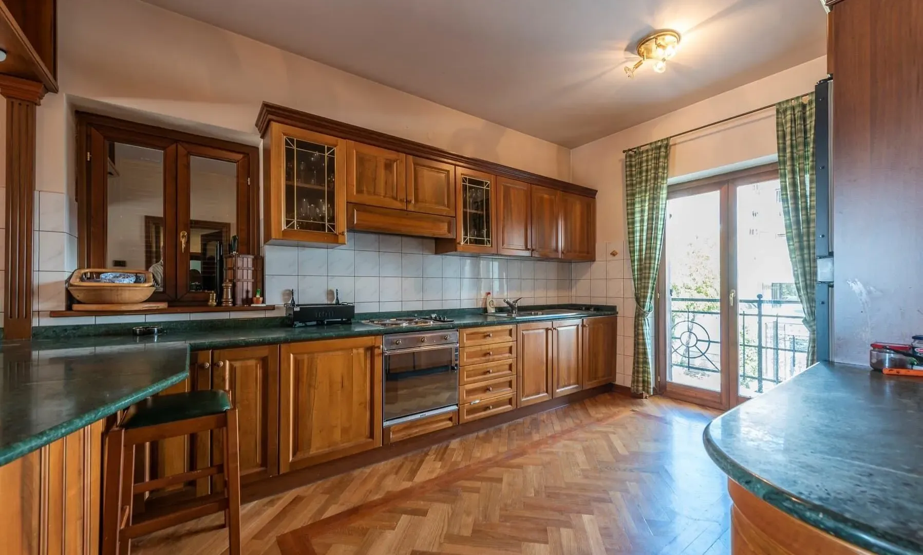 Prodaja, kuća, 670m², Gorica C, Podgorica