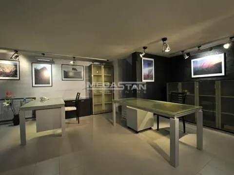 Rent, office space, 48m², Južni Bulevar, Vračar Sve Podlokacije - image 3