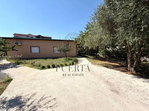 Rent, one bedroom apartment, 38m², Zagorič, Podgorica - image 10