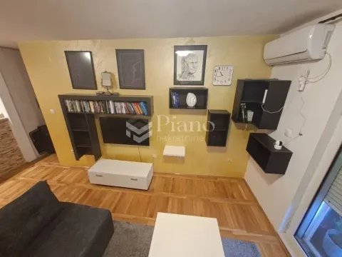 Izdavanje, stan, 56m², Ljubović, Podgorica - image 2