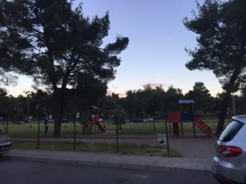 Izdavanje, dvosoban stan, 85m², Blok 6, Podgorica - image 13