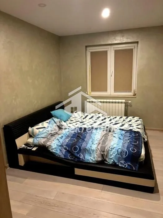 Izdavanje, stan, 160m², Filmski Grad, Beograd