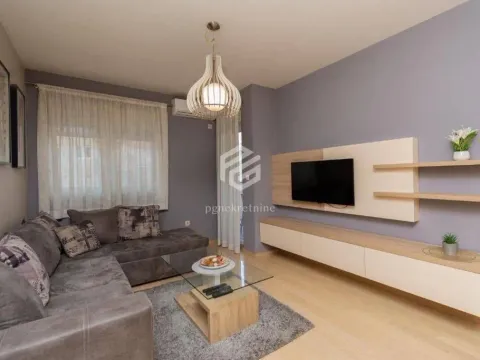 Izdavanje, jednosoban stan, 46m², City Kvart, Podgorica - image 3