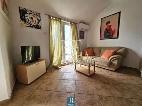 Prodaja, trosoban stan, 90m², Krivi Most, Podgorica - image 2