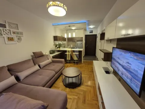 Izdavanje, jednosoban stan, 37m², Novo naselje, Novi Sad - image 4