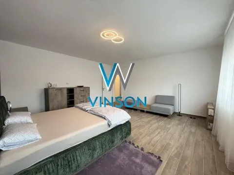 Izdavanje, četvorosoban stan, 180m², Petrovaradin, Novi Sad - image 16