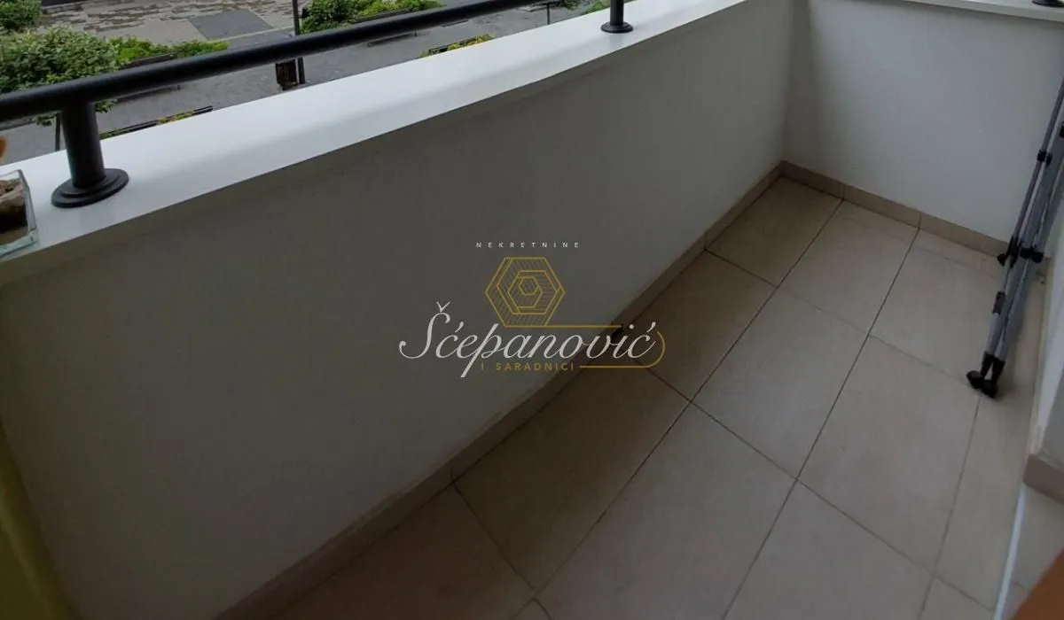 Prodaja, dvosoban stan, 56m², Rotkvarija, Novi Sad Sve Podlokacije