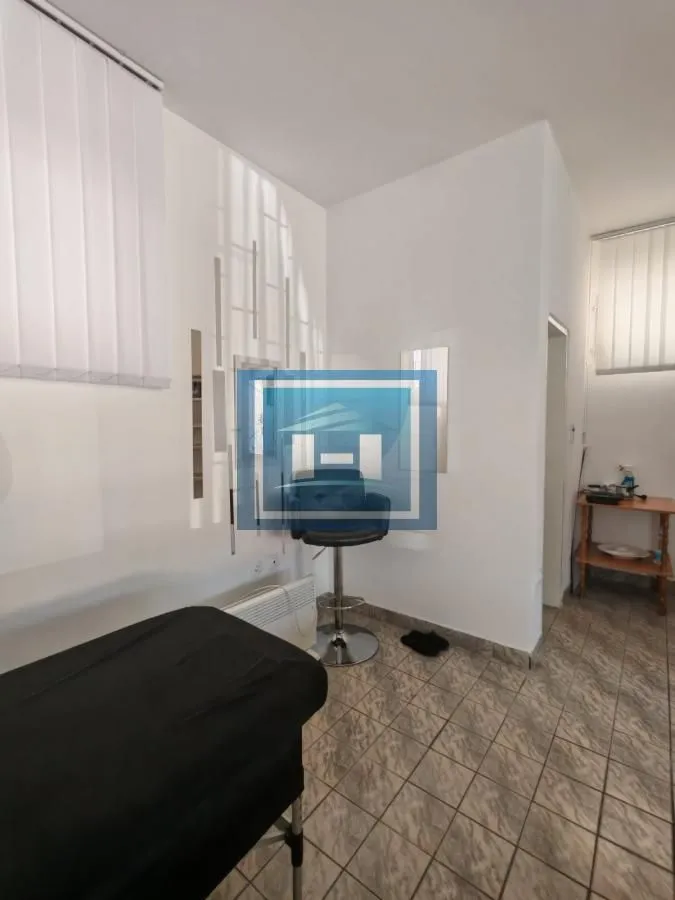 Sale, office space, 31m², Gloždak, Paraćin