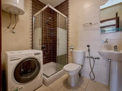 Sale, two bedroom apartment, 88m², Budva, Crna Gora - image 22