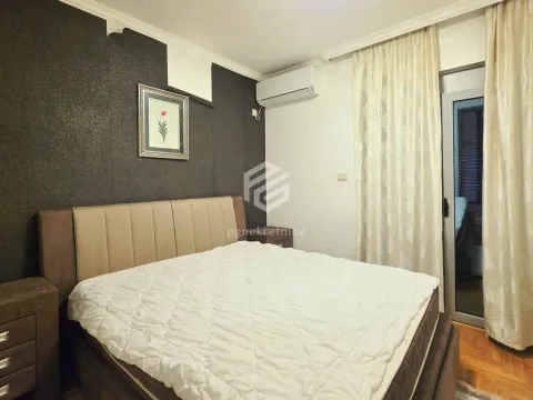 Rent, two bedroom apartment, 76m², Stari Aerodrom, Podgorica - image 9