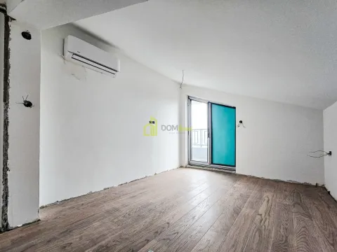 Prodaja, trosoban stan, 115m², Gorica C, Podgorica - image 6