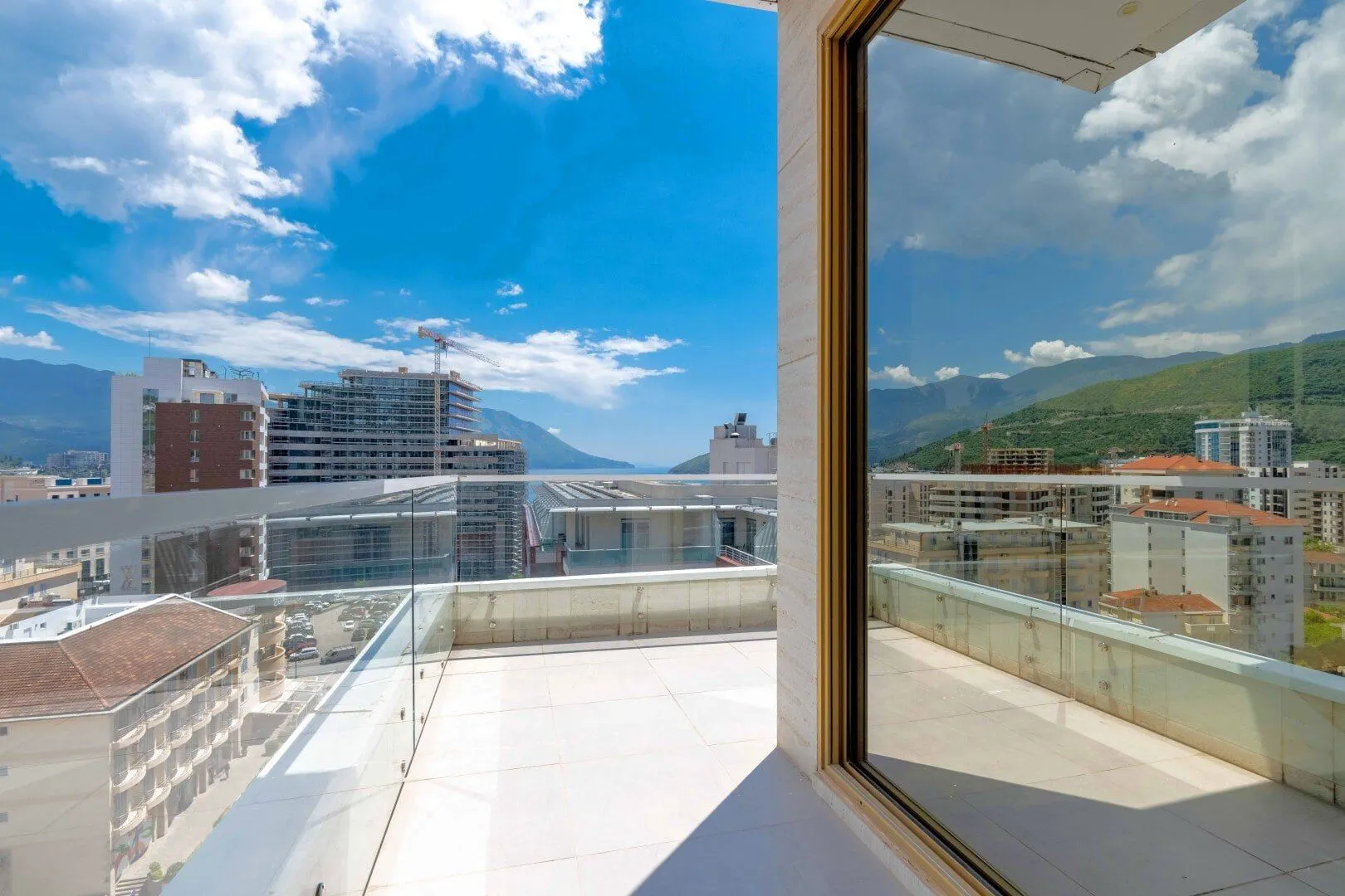 Sale, two bedroom apartment, 210m², Budva, Crna Gora