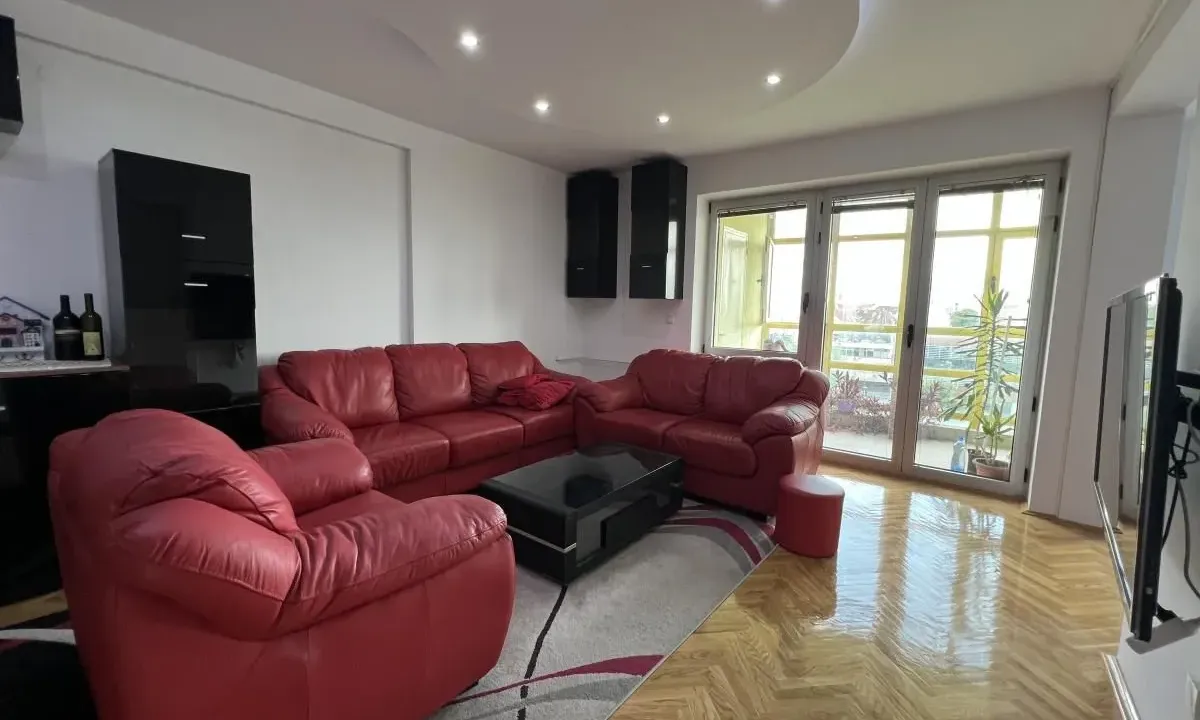 Sale, apartment, 101m², Bulevar Oslobodjenja, Novi Sad Sve Podlokacije