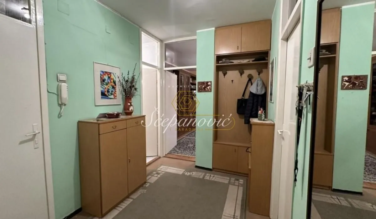 Prodaja, trosoban stan, 81m², Liman 1, Novi Sad Sve Podlokacije
